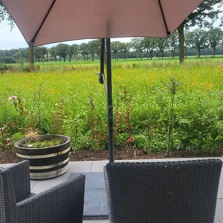Holiday home Buitengewoon